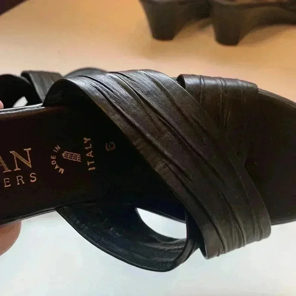 Italian Shoemakers black mules, with crossover leather straps, 2” heel - Picture 8 of 10